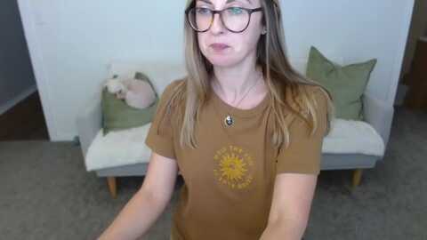 journeyjade @ myfreecams on 20240219