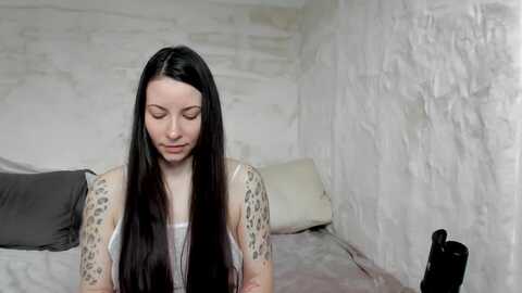 sandraschon @ myfreecams on 20240219