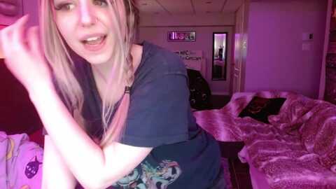 serafina @ myfreecams on 20240219