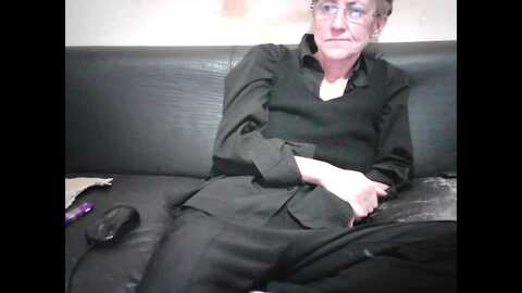 sexygeny @ myfreecams on 20240219