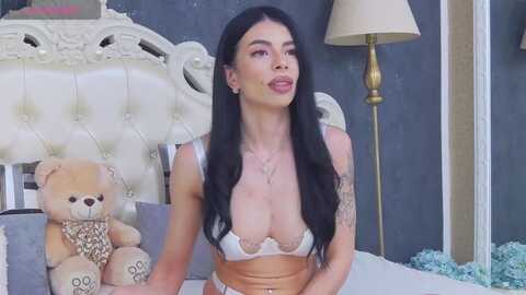 tesa000 @ myfreecams on 20240219