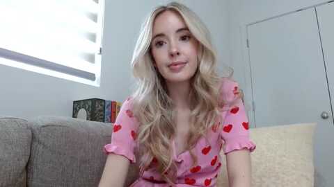 vegansoda @ myfreecams on 20240219