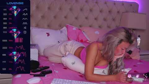 aliciarey @ myfreecams on 20240220