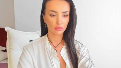 alyssiakent1 @ myfreecams on 20240220