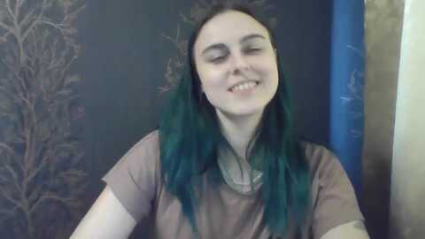 bird_blue @ myfreecams on 20240220