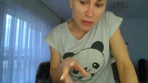 hrystina_ @ myfreecams on 20240220
