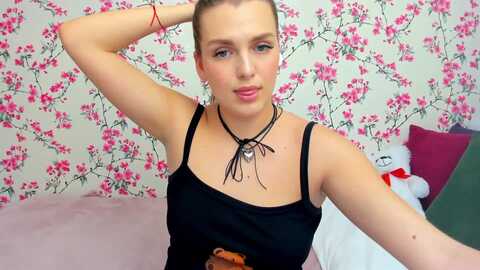 larengray @ myfreecams on 20240220