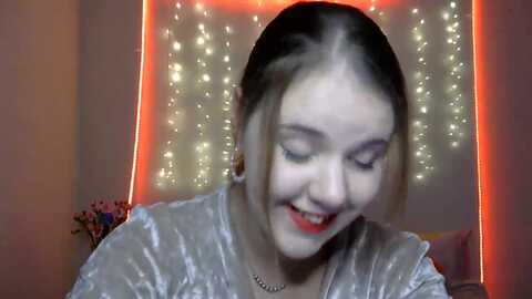 lunalinz @ myfreecams on 20240220