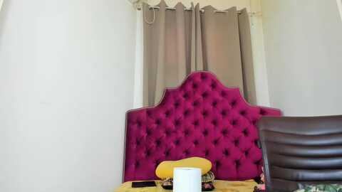 nina_dee @ myfreecams on 20240220