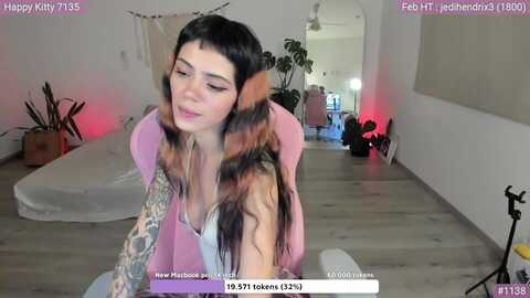 catelinecane @ myfreecams on 20240221