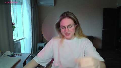 coconutik @ myfreecams on 20240221