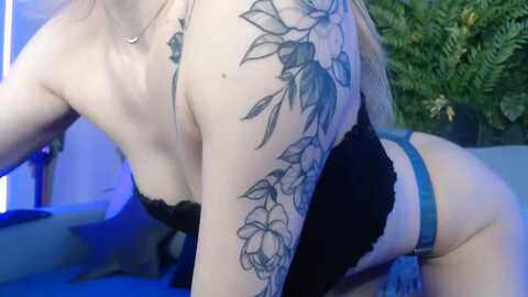 horny_blond @ myfreecams on 20240221
