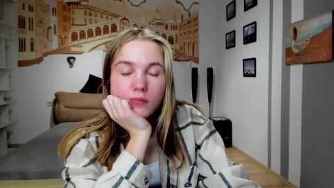 kate_lewiss @ myfreecams on 20240221