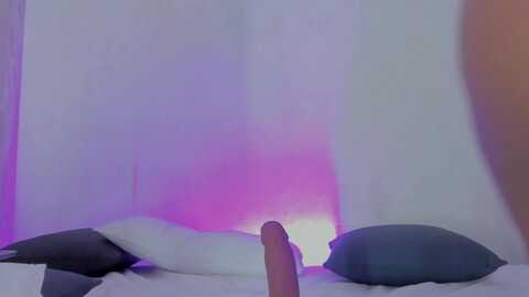 missvioleta @ myfreecams on 20240221