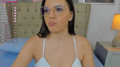 sweet_ari @ myfreecams on 20240221