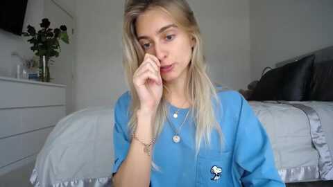 vodka_queen @ myfreecams on 20240221