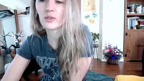 wildflowerem @ myfreecams on 20240221