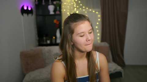 alaina__fox @ myfreecams on 20240222