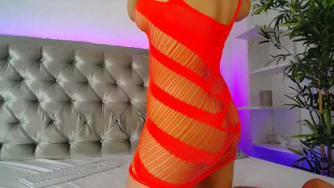 alma_whiteee @ myfreecams on 20240222