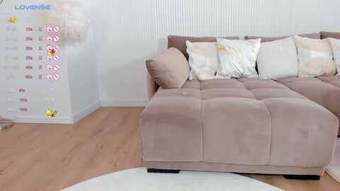 bell3_hot @ myfreecams on 20240222