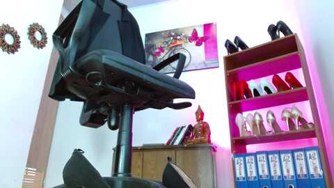 candy_lea @ myfreecams on 20240222