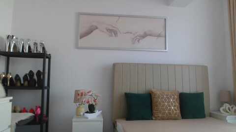 hrystina_ @ myfreecams on 20240222