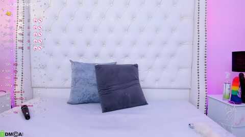 liz_ponds @ myfreecams on 20240222