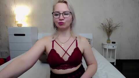 rosehope @ myfreecams on 20240222