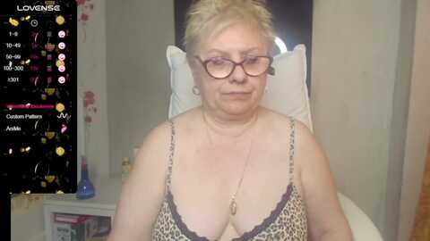 sexylynette4u @ myfreecams on 20240222