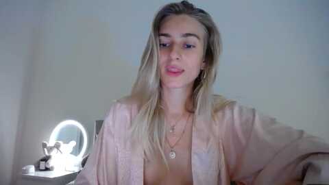 vodka_queen @ myfreecams on 20240222