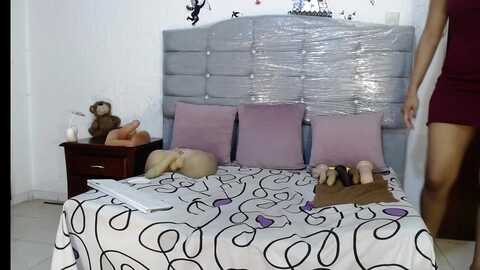 fingeri_ass @ myfreecams on 20240223