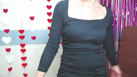hollyincresh @ myfreecams on 20240223