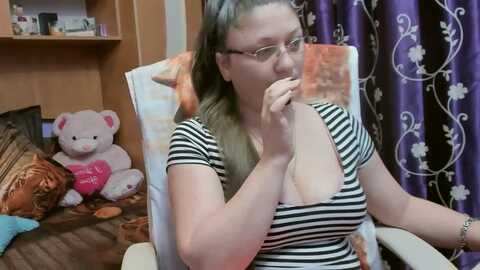 linxxxjoy @ myfreecams on 20240223