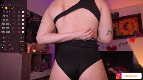 miah_peach @ myfreecams on 20240223
