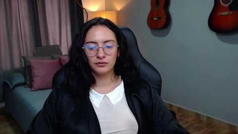 miaportmanx @ myfreecams on 20240223