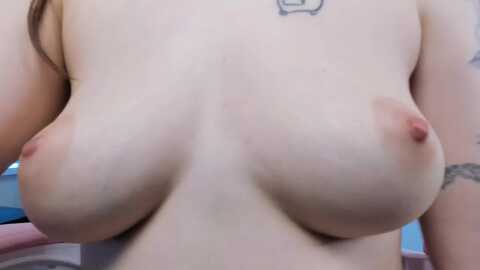 milly_saint @ myfreecams on 20240223
