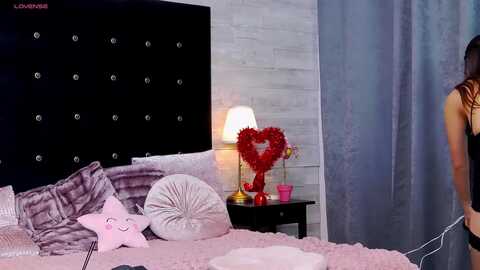 ariacooper @ myfreecams on 20240224