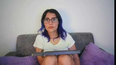 emily_2016 @ myfreecams on 20240224