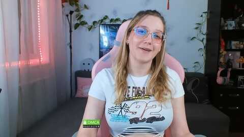 monicmoon18 @ myfreecams on 20240224