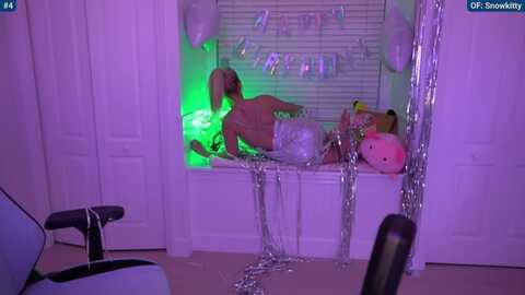 snowkitty @ myfreecams on 20240225