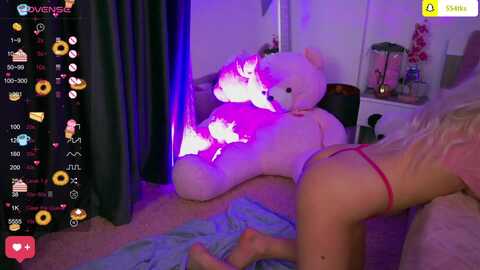 cute_blondie @ myfreecams on 20240227