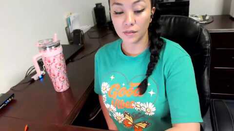 mickaylamoon @ myfreecams on 20240227