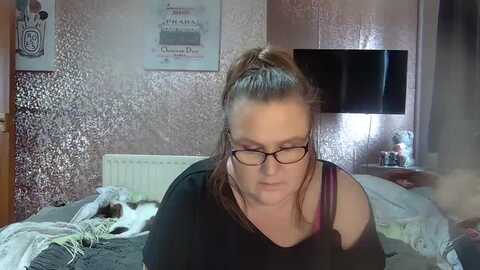 yummymummy39 @ myfreecams on 20240227