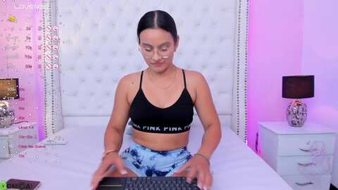 liz_ponds @ myfreecams on 20240228