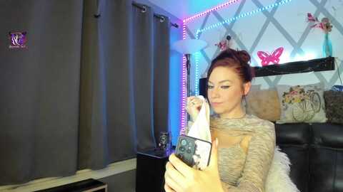 nikibutterfly @ myfreecams on 20240228