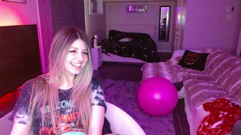 serafina @ myfreecams on 20240228