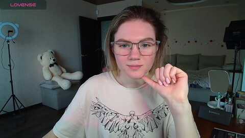 coconutik @ myfreecams on 20240229