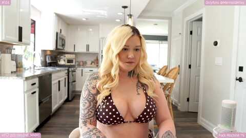 mermaidmiley @ myfreecams on 20240229