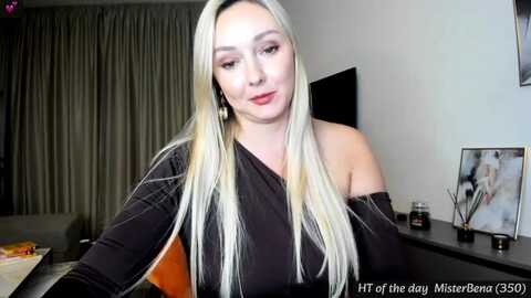 mi_ha @ myfreecams on 20240229