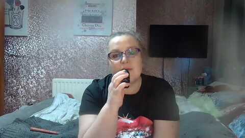 yummymummy39 @ myfreecams on 20240229